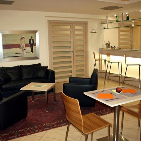 Hotel Villa Cibele カターニア エクステリア 写真