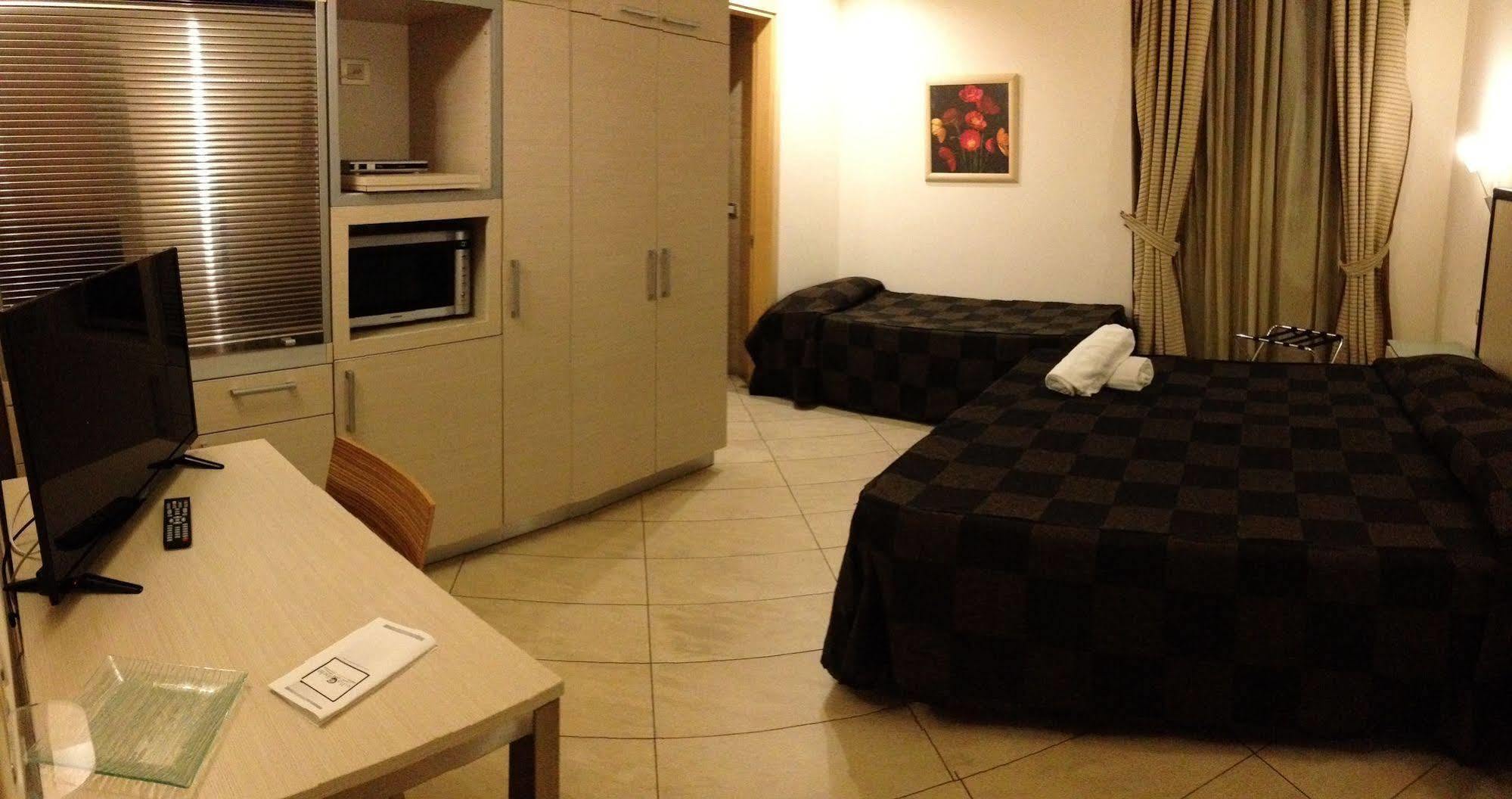 Hotel Villa Cibele カターニア エクステリア 写真