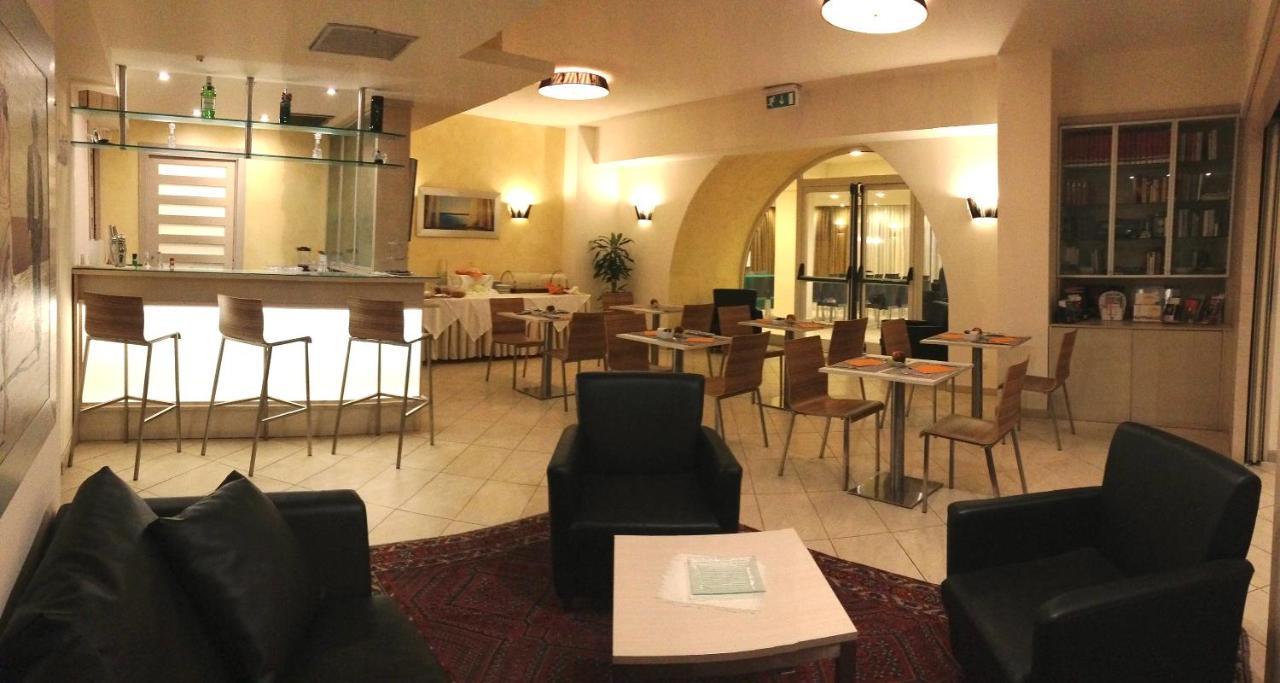 Hotel Villa Cibele カターニア エクステリア 写真
