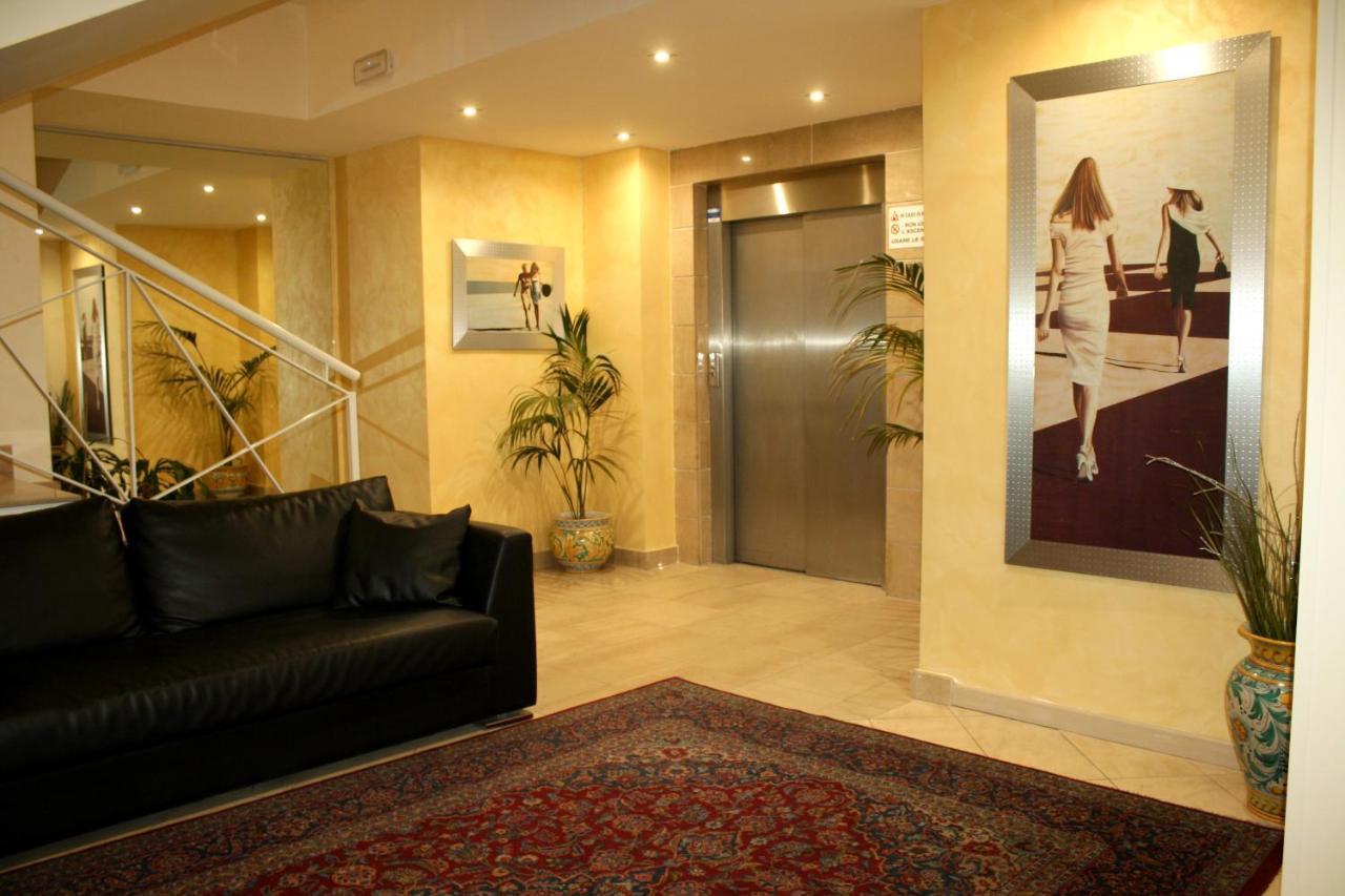 Hotel Villa Cibele カターニア エクステリア 写真